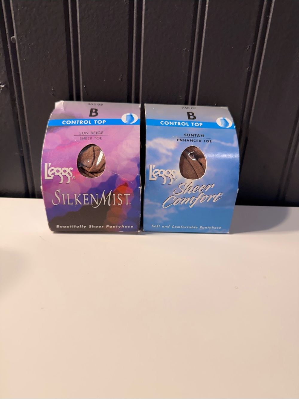 L'eggs SilkenMist & Sheer Comfort Control Top Pantyhose - Sun Beige & Suntan